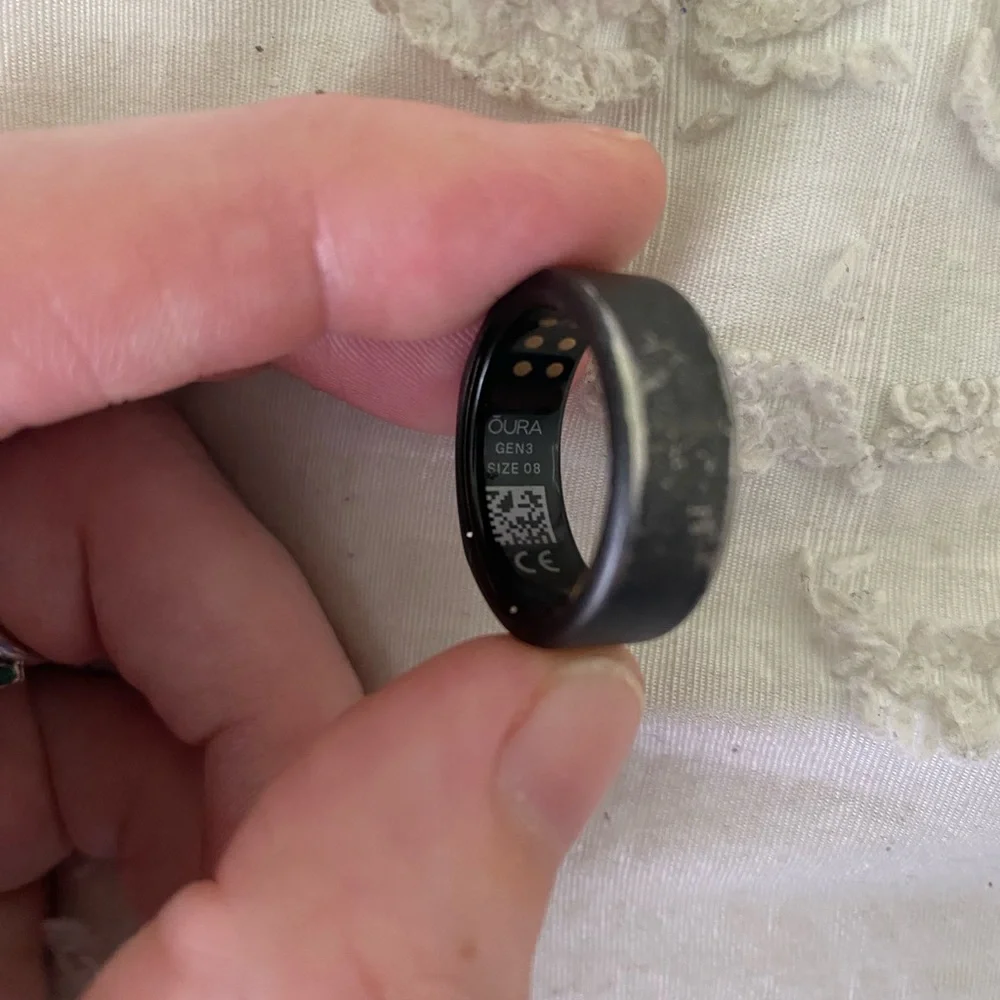 Oura Ring Gen 3 Size 8 (JUST THE RING — replacement charger found on Amazon)